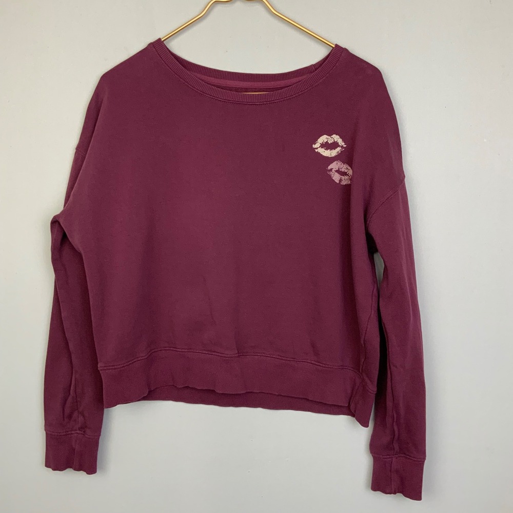 Pact Sz Medium Organic Cotton Purple Kiss Lips Graphic Round Neck Sweatshirt